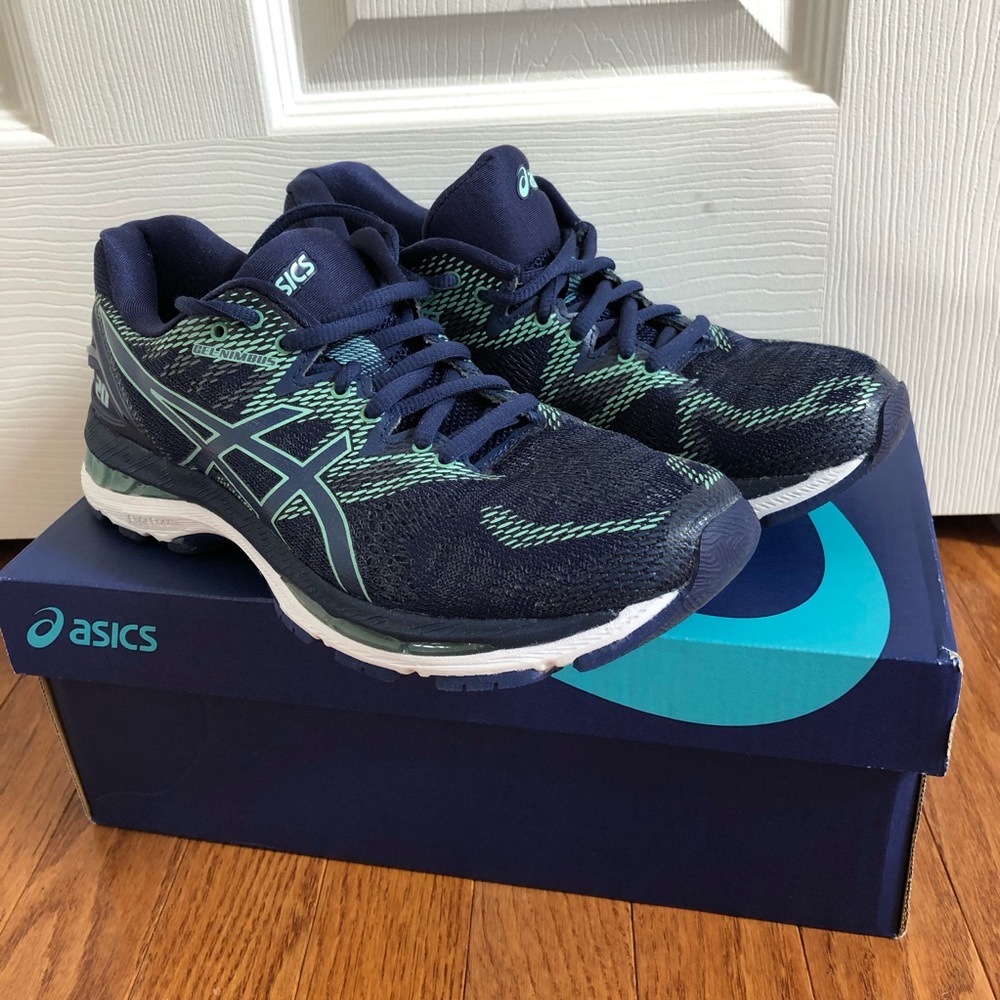 ASICS Gel Nimbus 20 Women’s Sneakers - Size 7.5
